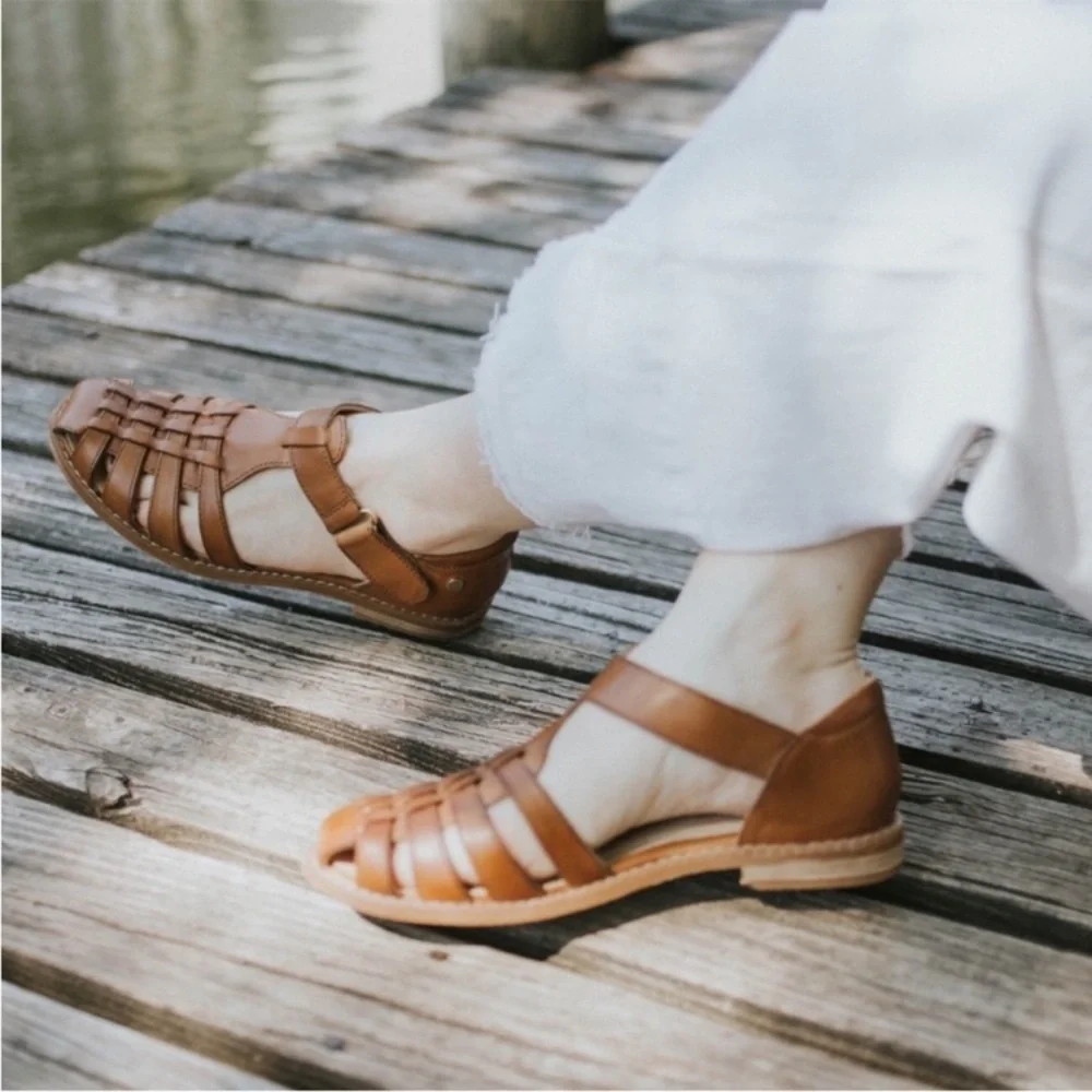 Women’s Tan Leather Fisherman Sandals